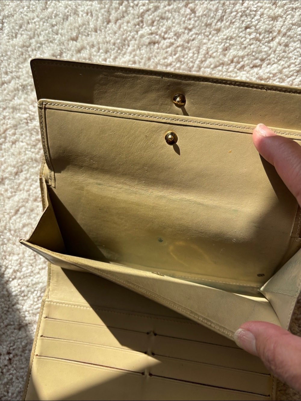 Louis Vuitton Vernis Monogram Patent Wallet in Mustard Yellow - Picture 9 of 11